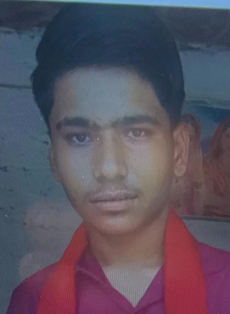 Etah News: हत्या की सूचना पर पहुंची पुलिस ने शव को चिता से उठाया