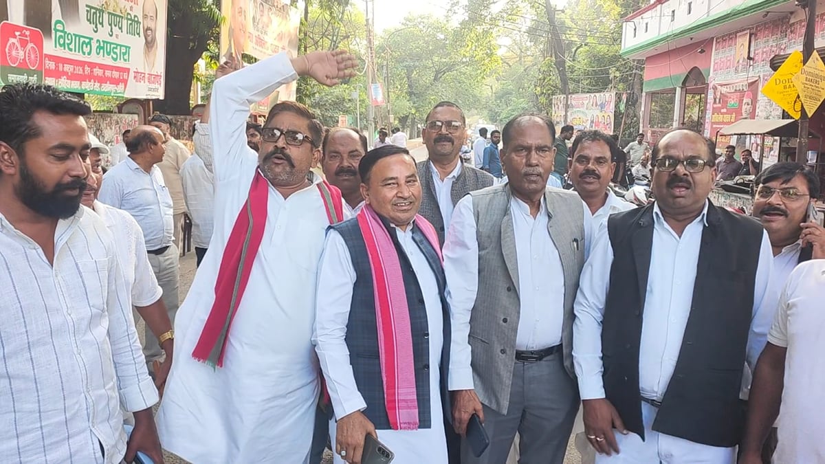 Lakhimpur Kheri News: जीत के दावों के बीच आमने-सामने आए भाजपा-सपा कार्यकर्ता