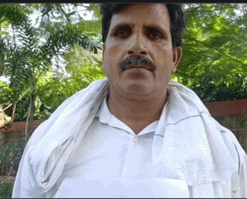 Meerut News: जीवित बच्चों को मृत दिखाकर राशन कार्ड यूनिट काटीं, जांच की मांग