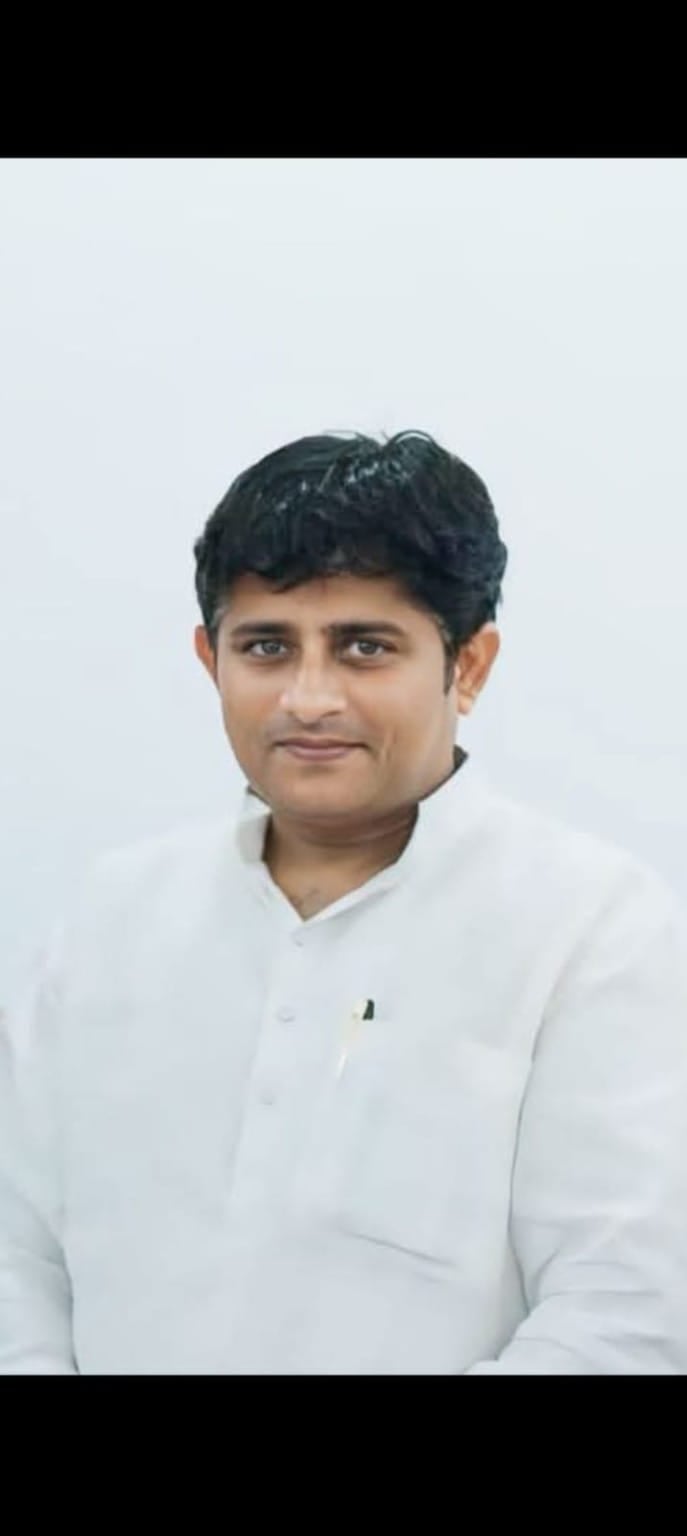 Mirzapur News: रामकुमार विश्वकर्मा को काशी जिले और महानगर का प्रवासी प्रभारी बनाया