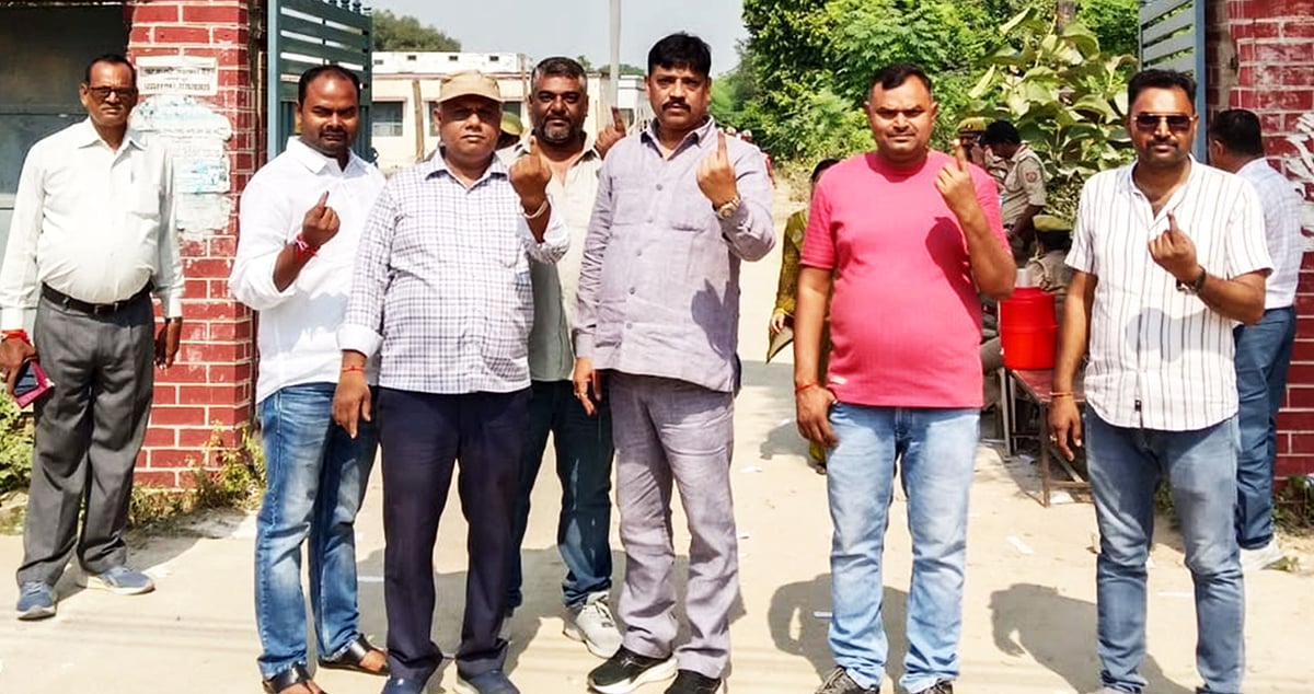 Fatehpur News: स्नातक निर्वाचन में 47.20 प्रतिशत मतदान, 27 को मतगणना