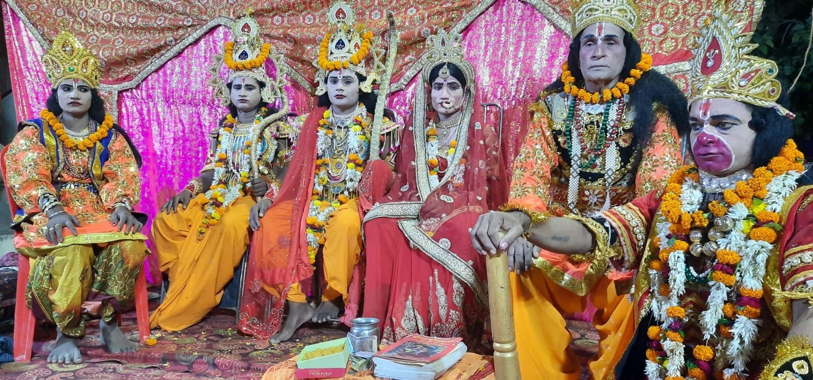 पुरानी कोतवाली में भरत मिलाप मंचन का दृश्य। स्रोत-आयोजक