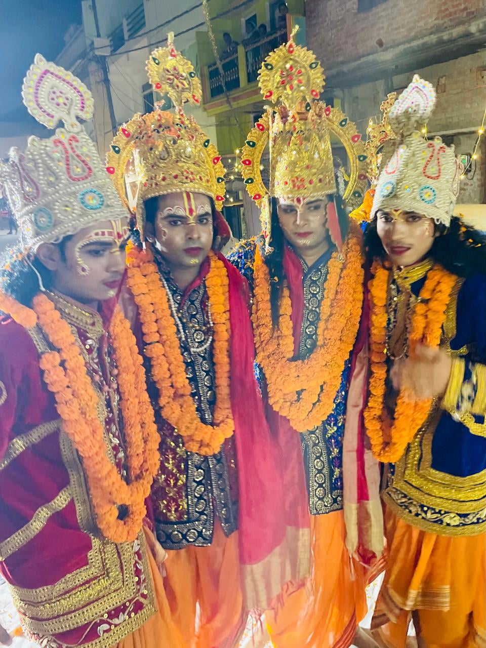 Bhadohi News: दोहरीघाट में राम की मर्यादा और भरत के समर्पण का हुआ मिलन