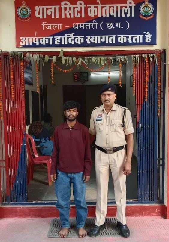 The police have arrested one young man along with six minors who were creating a disturbance in the city.