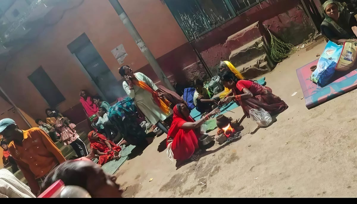 Chitrakoot News: शरद पूर्णिमा पर लगाई डुबकी, खाई खीर