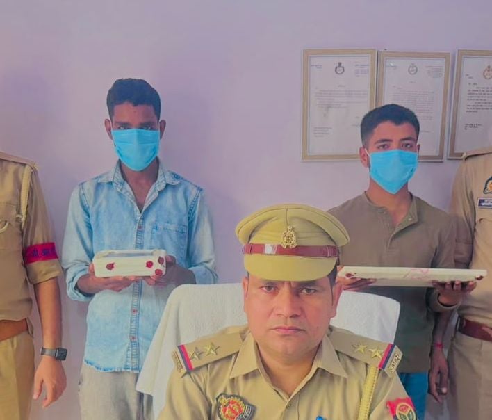 Kasganj News: सहपाठी के लैपटॉप पर डोल गई  नीयत, साथी संग ट्रेन में की चोरी