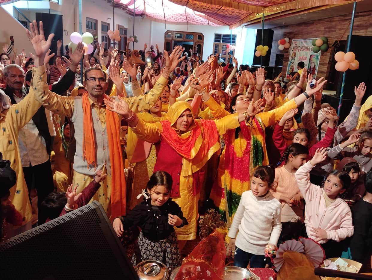 The tableau of Sri Krishna-Rukmini marriage captivated the hearts of devotees.