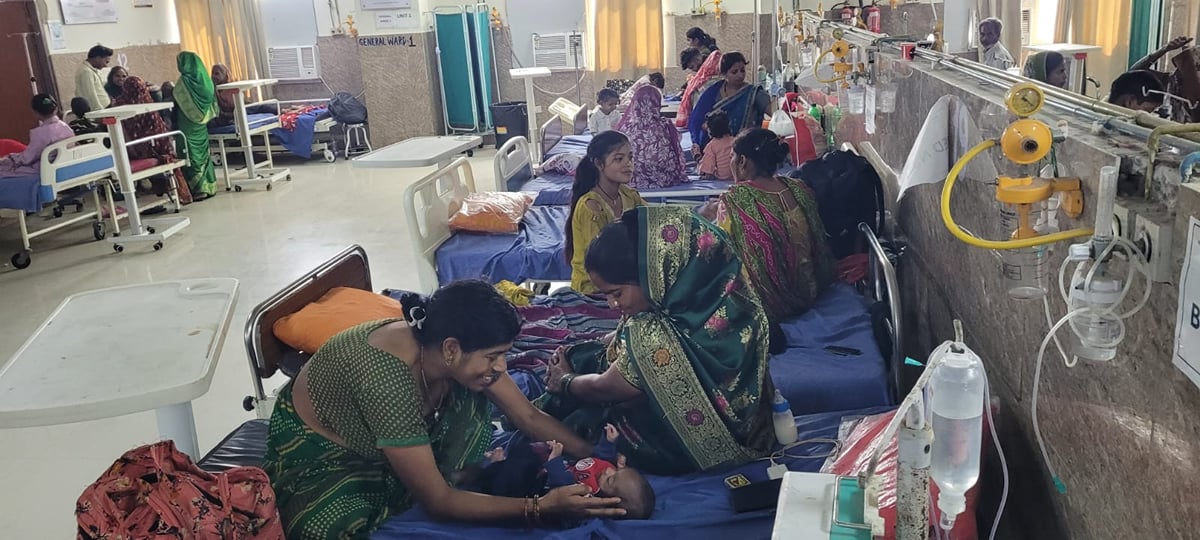 Etah News: रसूलपुर गढ़ौली की युवती समेत डेंगू के पांच व एक मलेरिया पीड़ित मिला