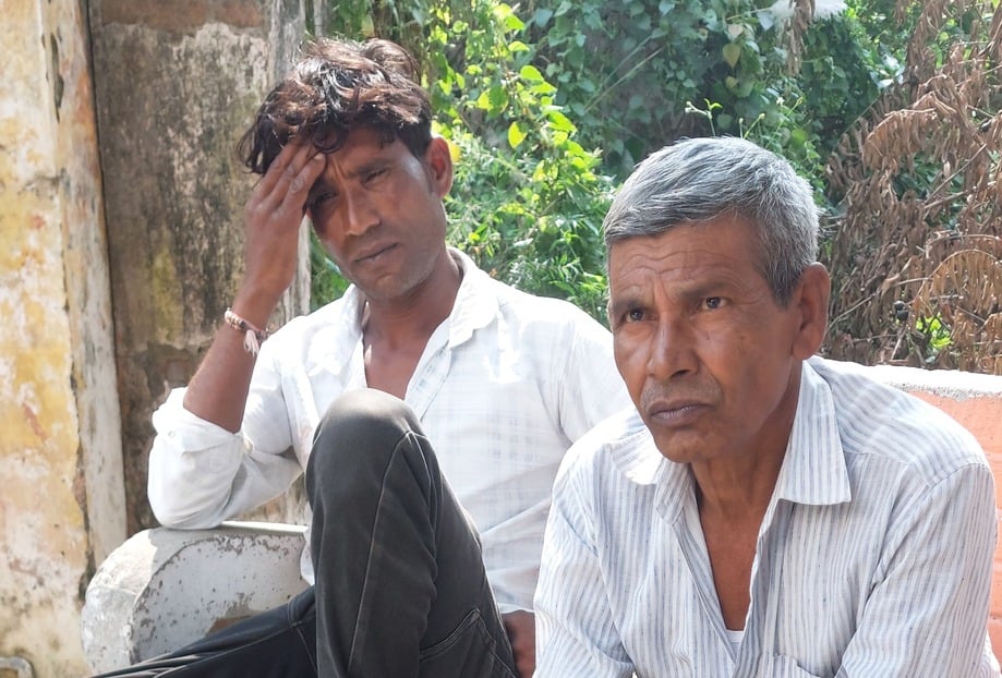 Bijnor News: रेत से भरे डंपर ने ई-रिक्शा चालक और बालिका को कुचला, गर्भवती घायल