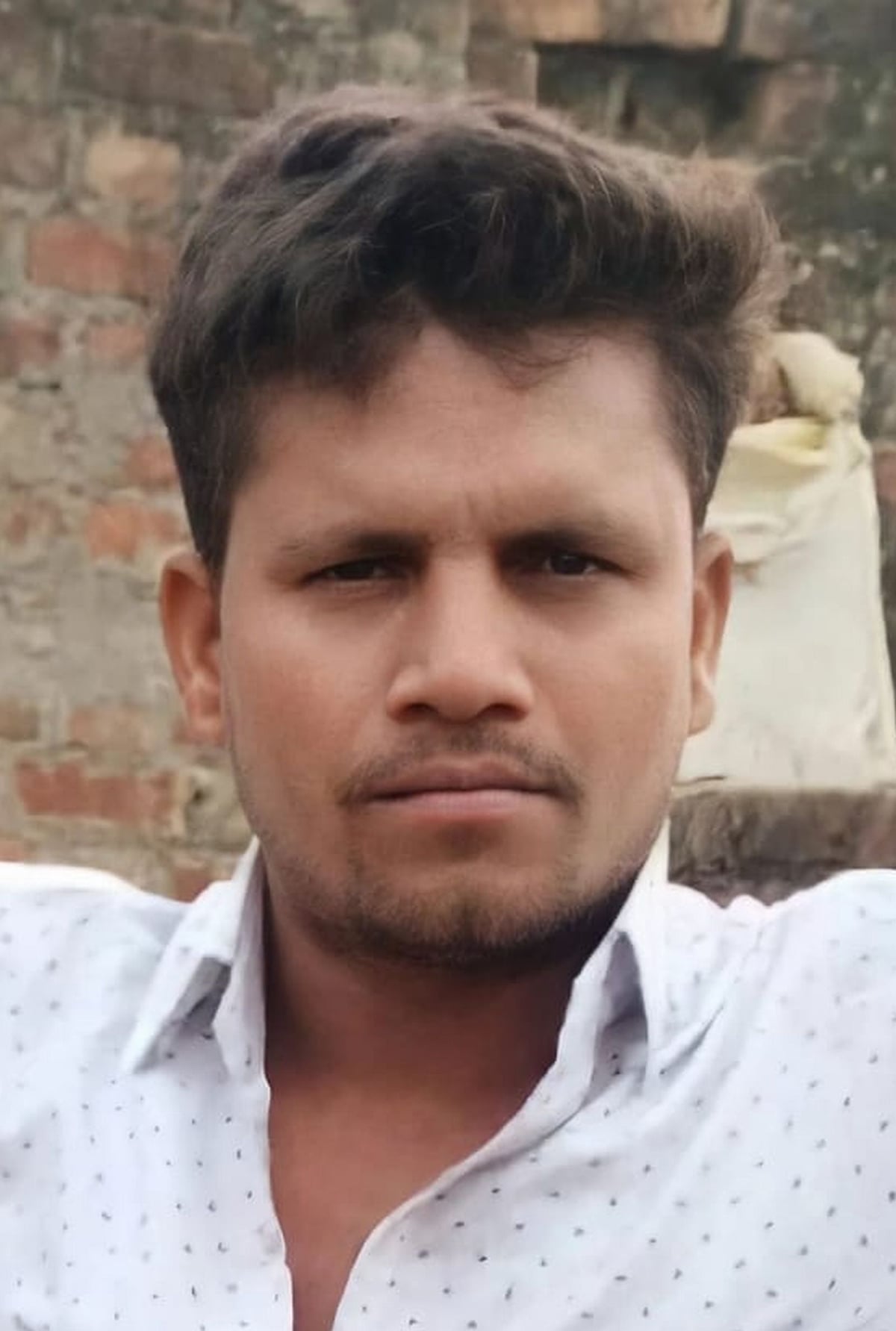 Budaun News: शराब पीने के बाद हुए विवाद में पिता ने कुल्हाड़ी से इकलौते बेटे को काट डाला