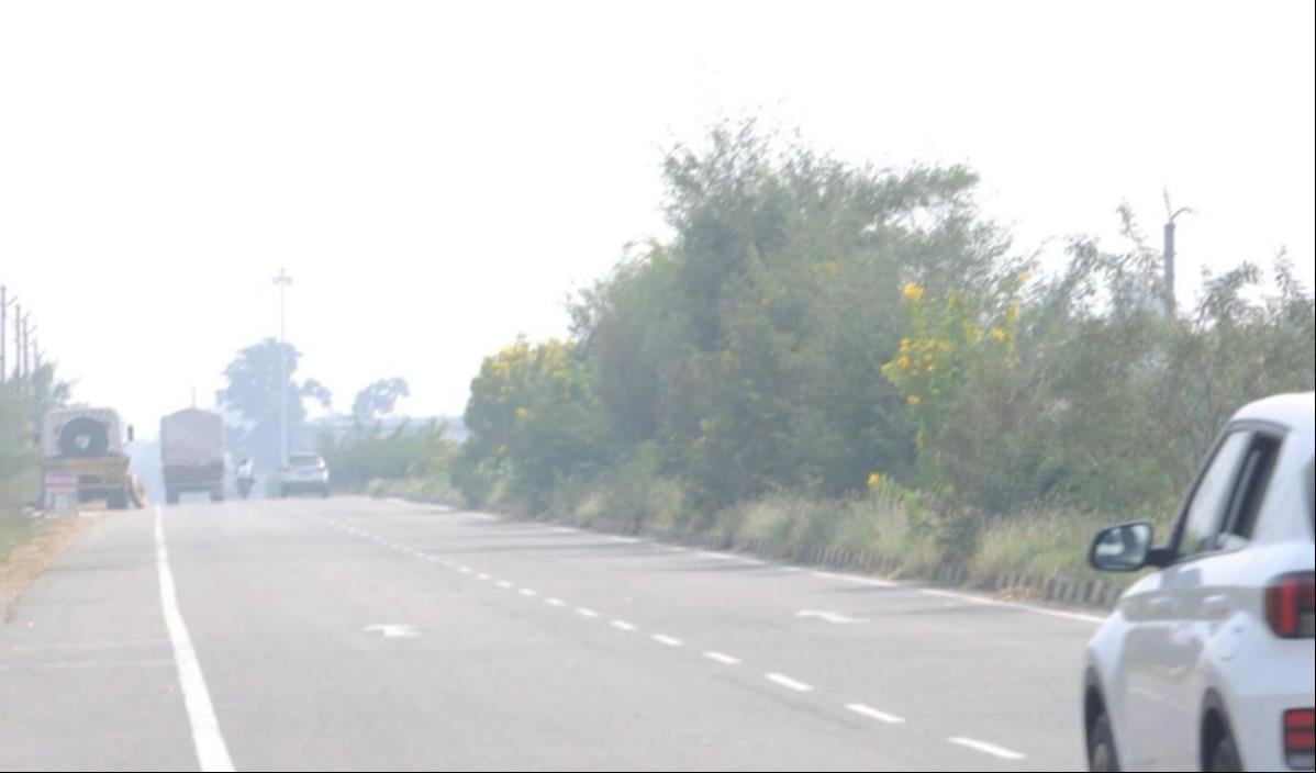 Shamli News: जिले में छाने लगा स्मॉग, एक्यूआई रहा 103