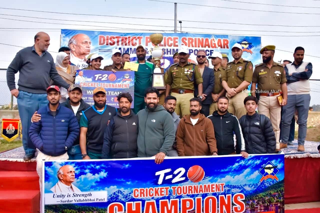 श्रीनगर में टी-20 क्रिकेट टूर्नामेंट। स्रोत आयोजक