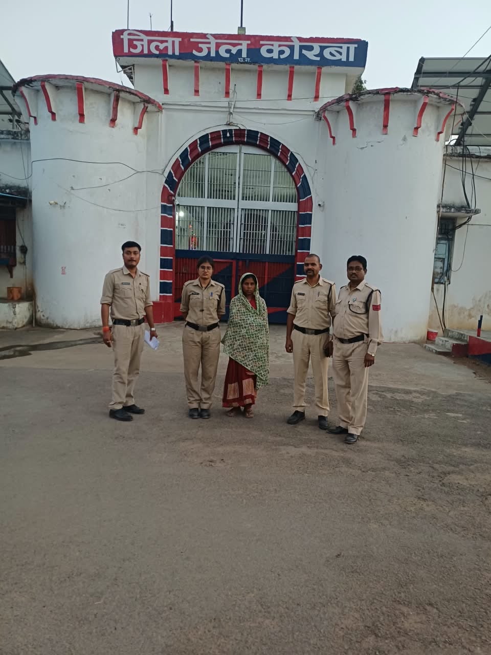 पुलिस के गिरफ्त में आरोपी
