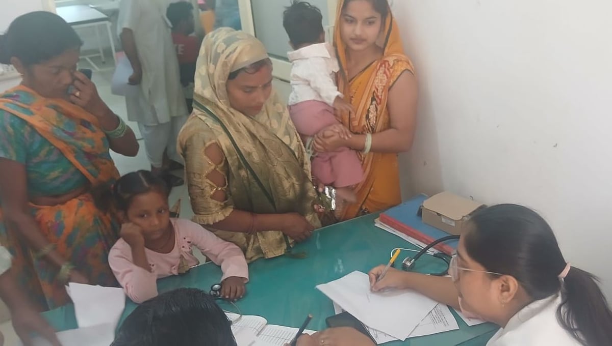 Kasganj News: बदलते मौसम में बच्चों पर निमोनिया का खतरा, सात में मिले लक्षण