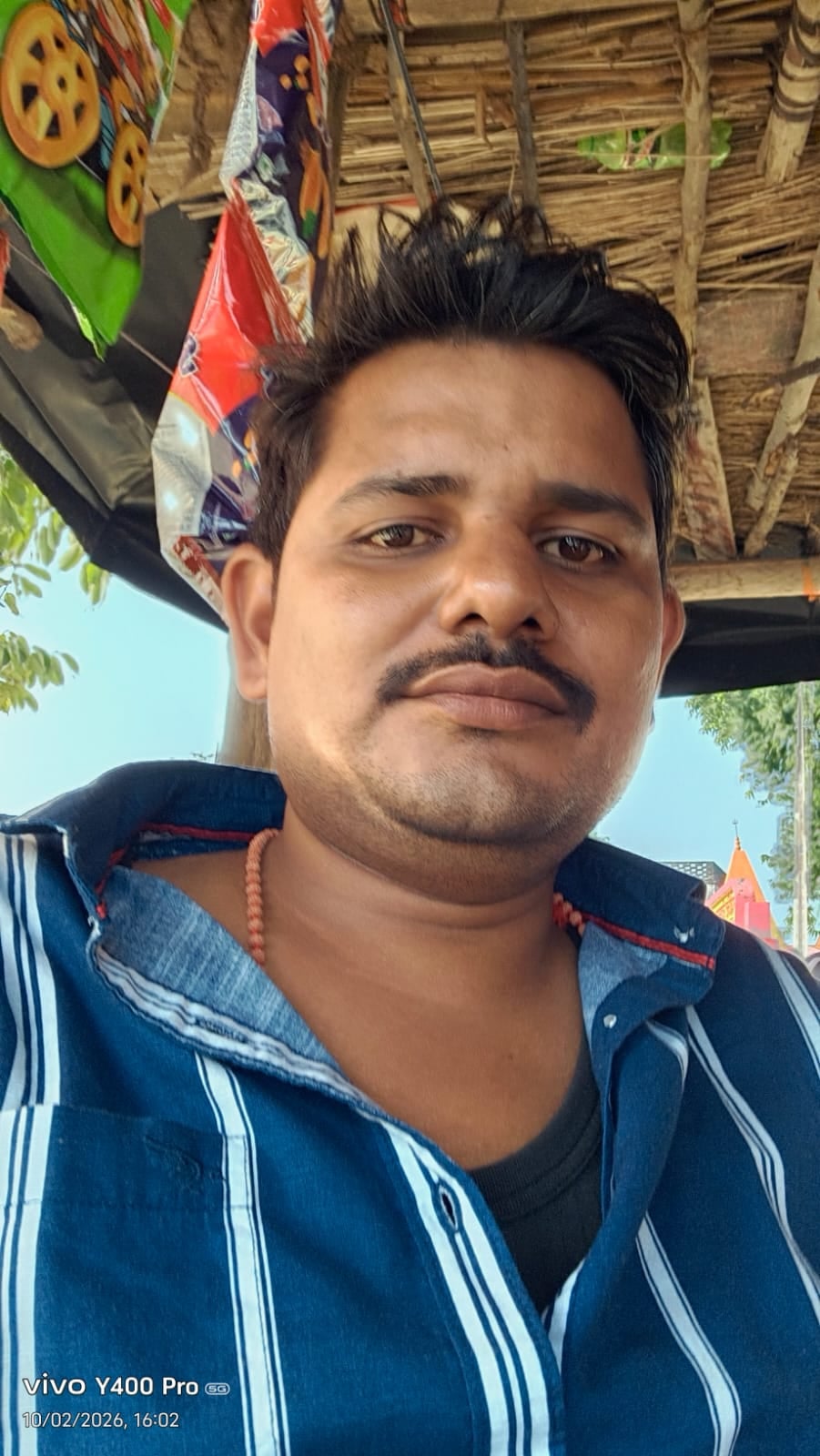 Prayagraj News: फंदे से लटका मिला ठेकदार का शव
