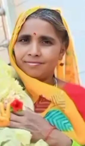 Kasganj News: गंगास्नान करने जा रहे दंपती की बाइक में डंपर ने मारी टक्कर, महिला की मौत