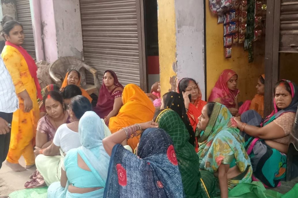 Sultanpur News: सड़क हादसे में व्यापारी पुत्र की मौत