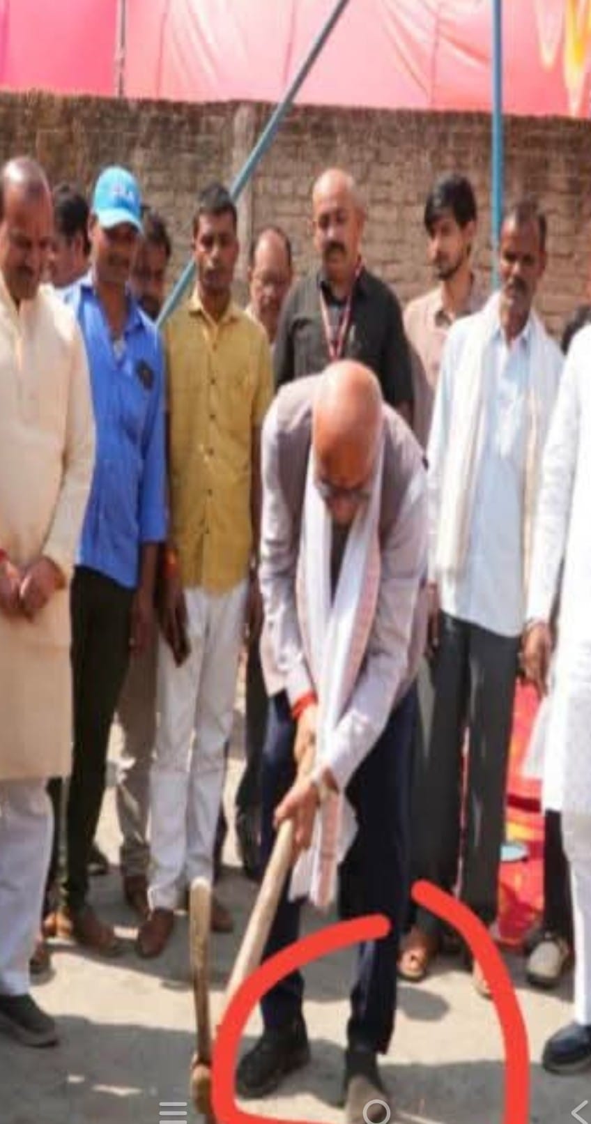 Singrauli: MP's Shoe-Clad Bhoomipujan Sparks Row; Congress Questions Respect for Religious Traditions
