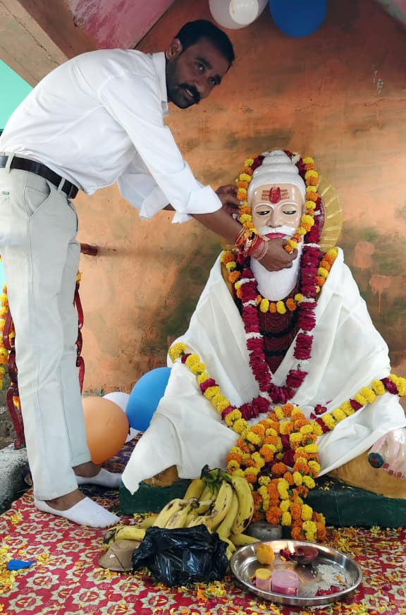 Agra News: लव-कुश के गुरु थे महर्षि वाल्मीकि