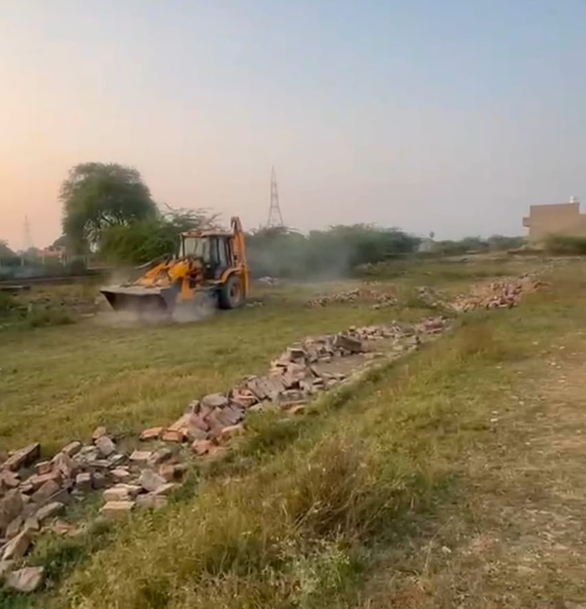 Lucknow News: एनबीआरआई की 15 करोड़ की जमीन से हटाया कब्जा