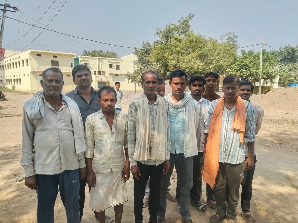 Banda News: कटरा हार गांव में 15 दिनों से बिजली नहीं