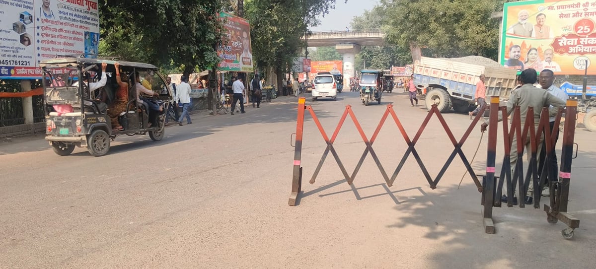 Banda News: जाम रोकने के लिए बदला ई-रिक्शों का रास्ता