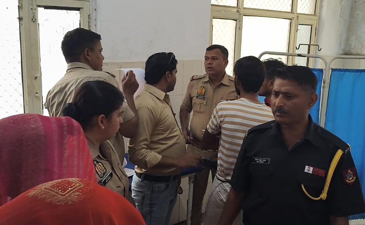 Kasganj News: बाइकों की टक्कर में महिला की मौत, भाई और नवजात घायल