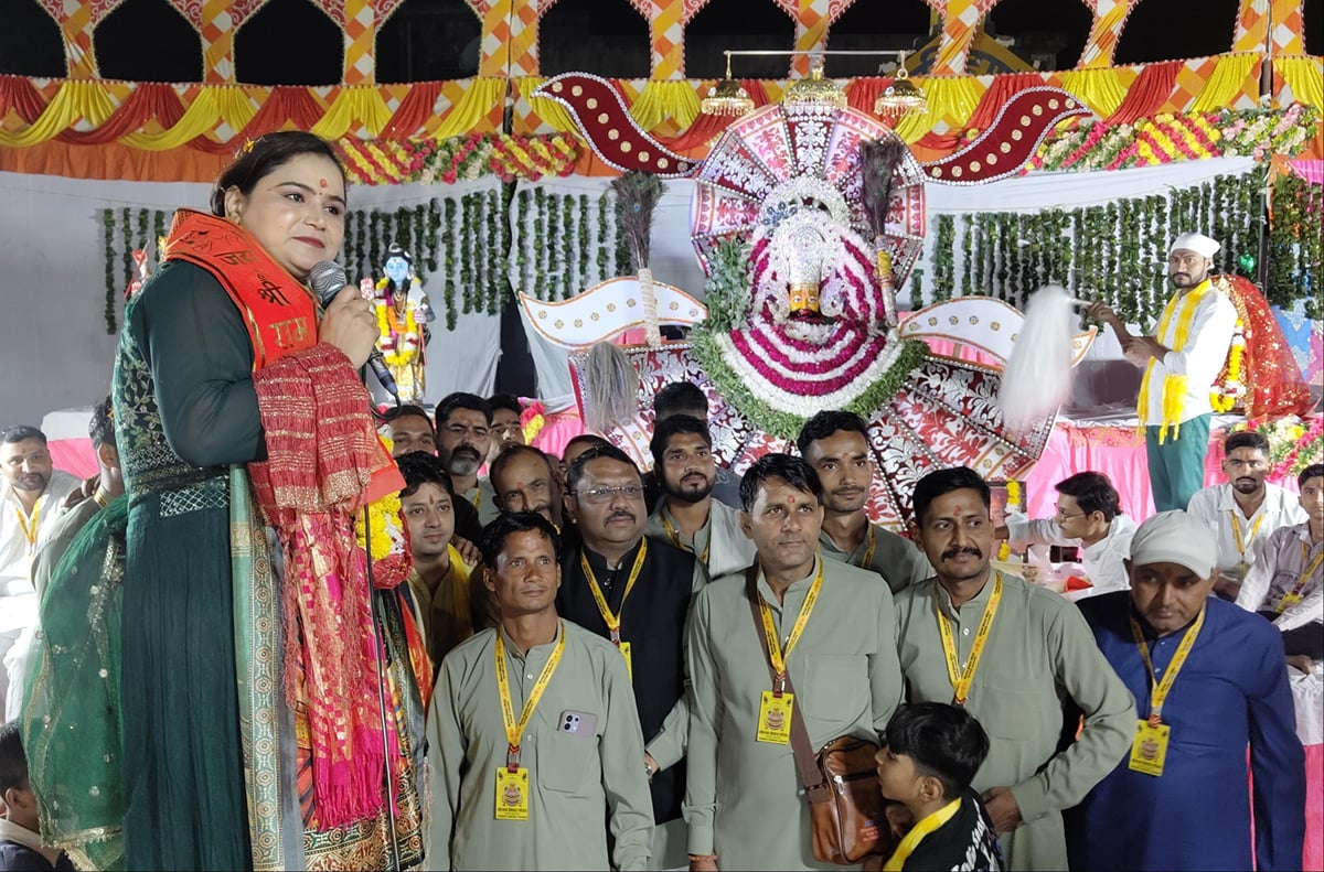 Shamli News: ओ सांवरे मुझे तेरी जरूरत है... पर झूमे श्रद्धालु