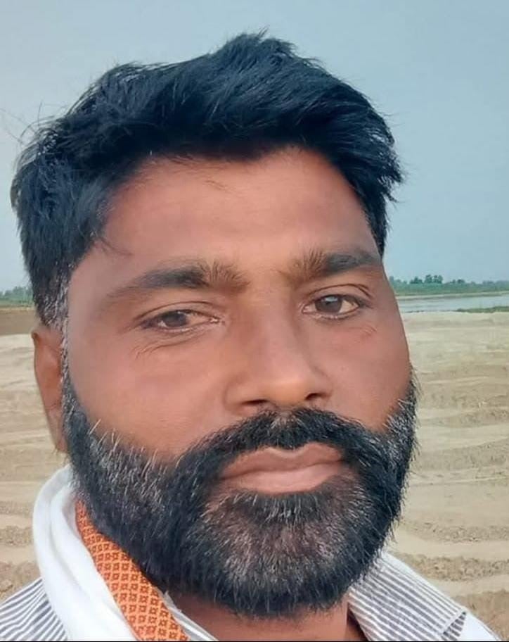 Shahjahanpur News: मोबाइल पर कहासुनी के बाद फंदे से लटककर दे दी जान