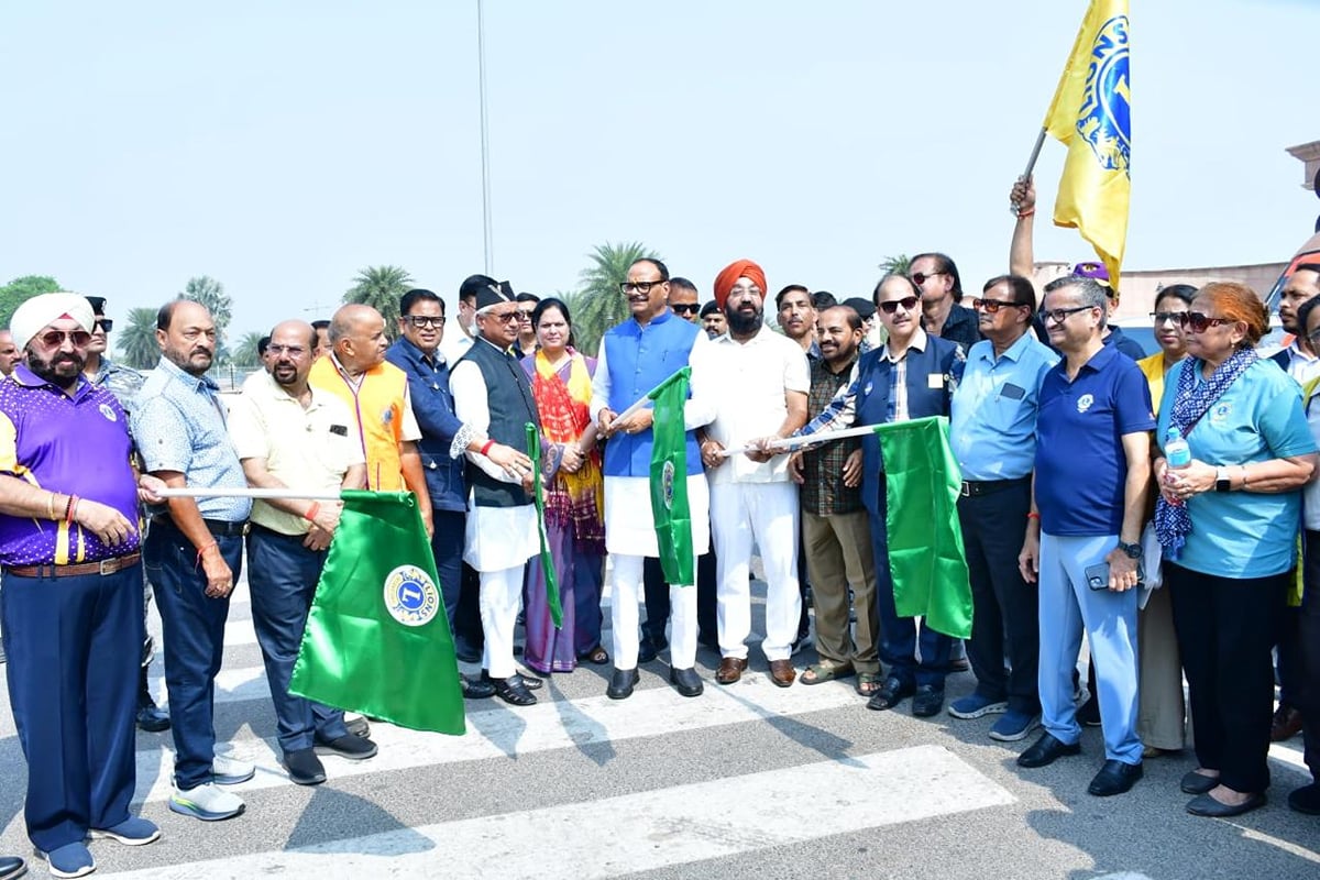 Lucknow News: पांच जिलों के बाढ़ प्रभावितों को भेजी दो हजार राशन किट