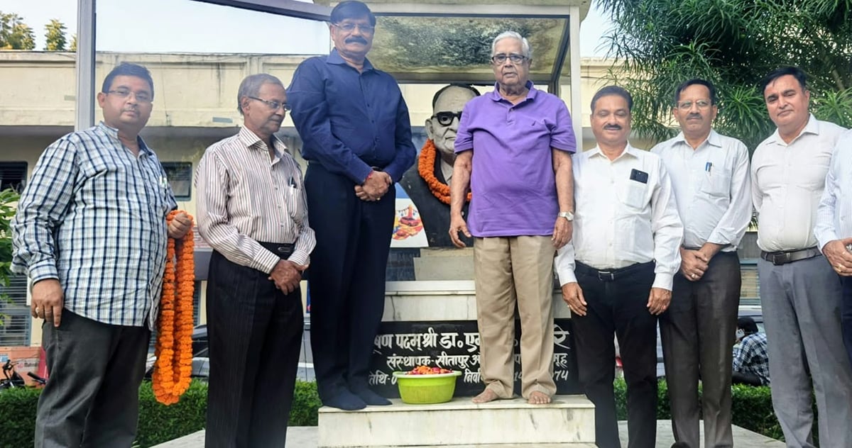Shahjahanpur News: 65वें स्थापना दिवस पर डॉ. एमपी मेहरे को किया याद