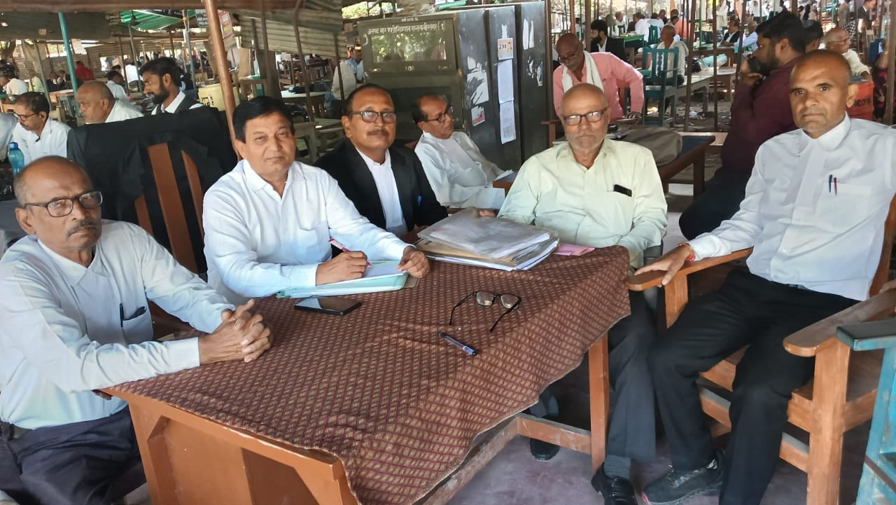 Election Association Image Sant Kabir Nagar News:सिविल बार एसोसिएशन का वार्षिक चुनाव आज - Annual ...