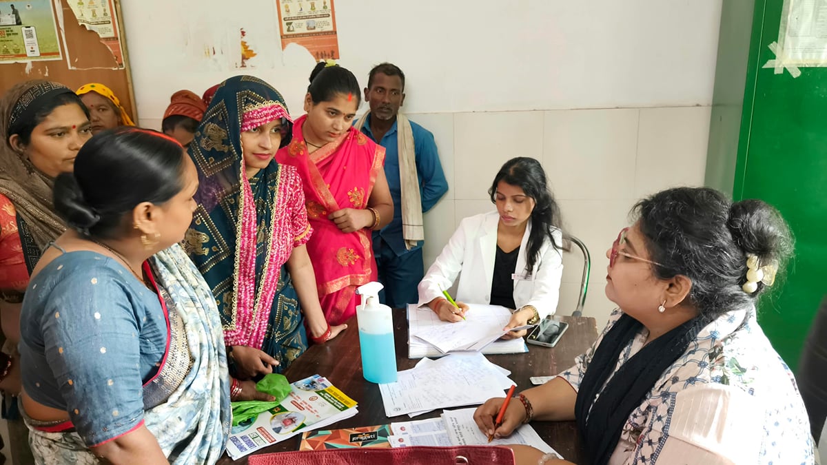 Barabanki News: अस्पताल में बढ़े मरीज, 580 का हुआ उपचार