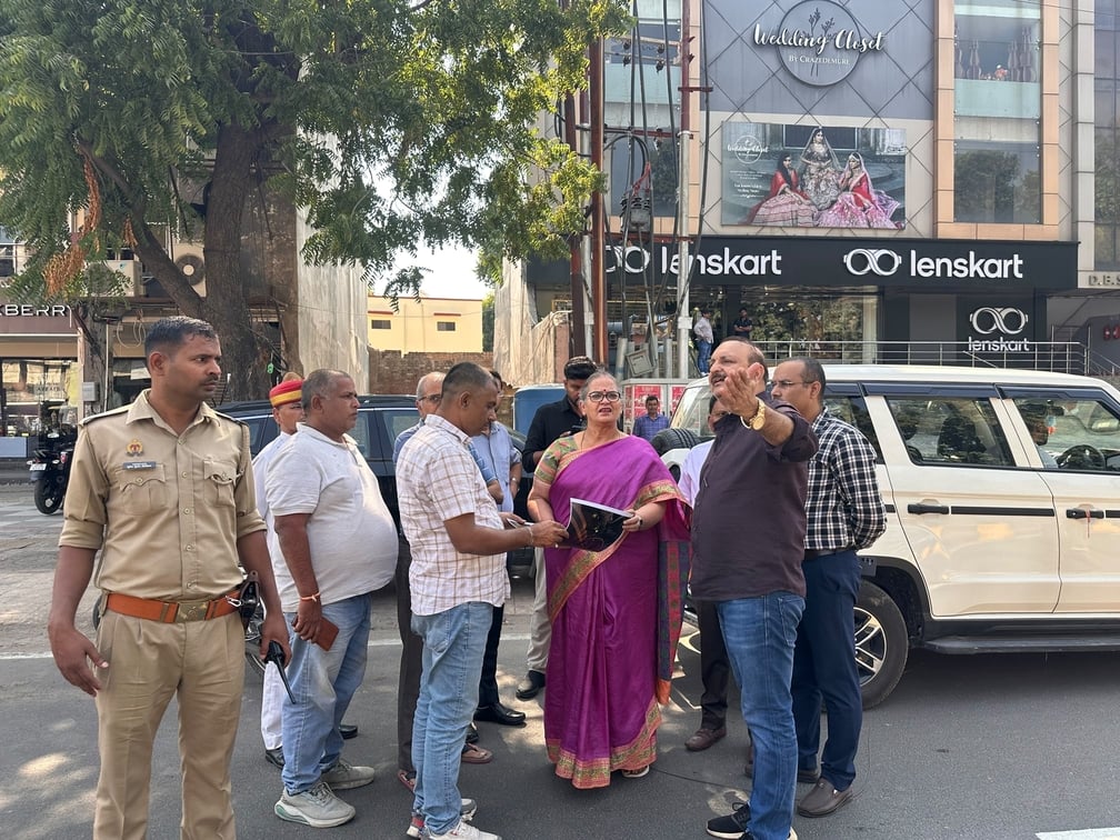 Lucknow News: सीएम ग्रिड की सड़कों से हटेगा अतिक्रमण... महापौर हुईं सख्त