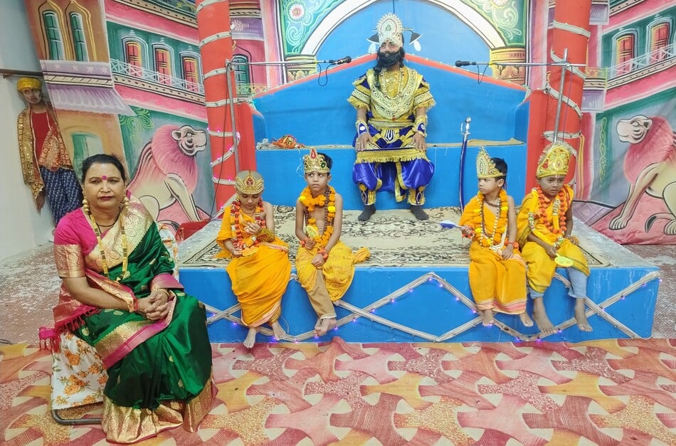 Bhadohi News: श्रीराम ने किया अहिल्या का उद्धार, दोनों भाइयों ने किया जनकपुरी का भ्रमण