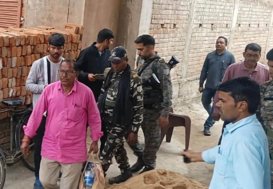 Panchayat secretary arrested while accepting a bribe of Rs 9,000; caught red-handed by the ACB.