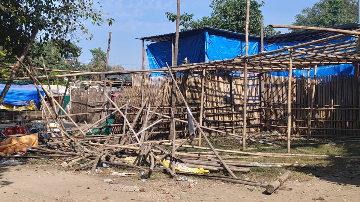 Ballia News: मंडी समिति में अवैध कब्जे करने के मामले में 25 कारोबारियों पर चलेगा प्रशासन का डंडा