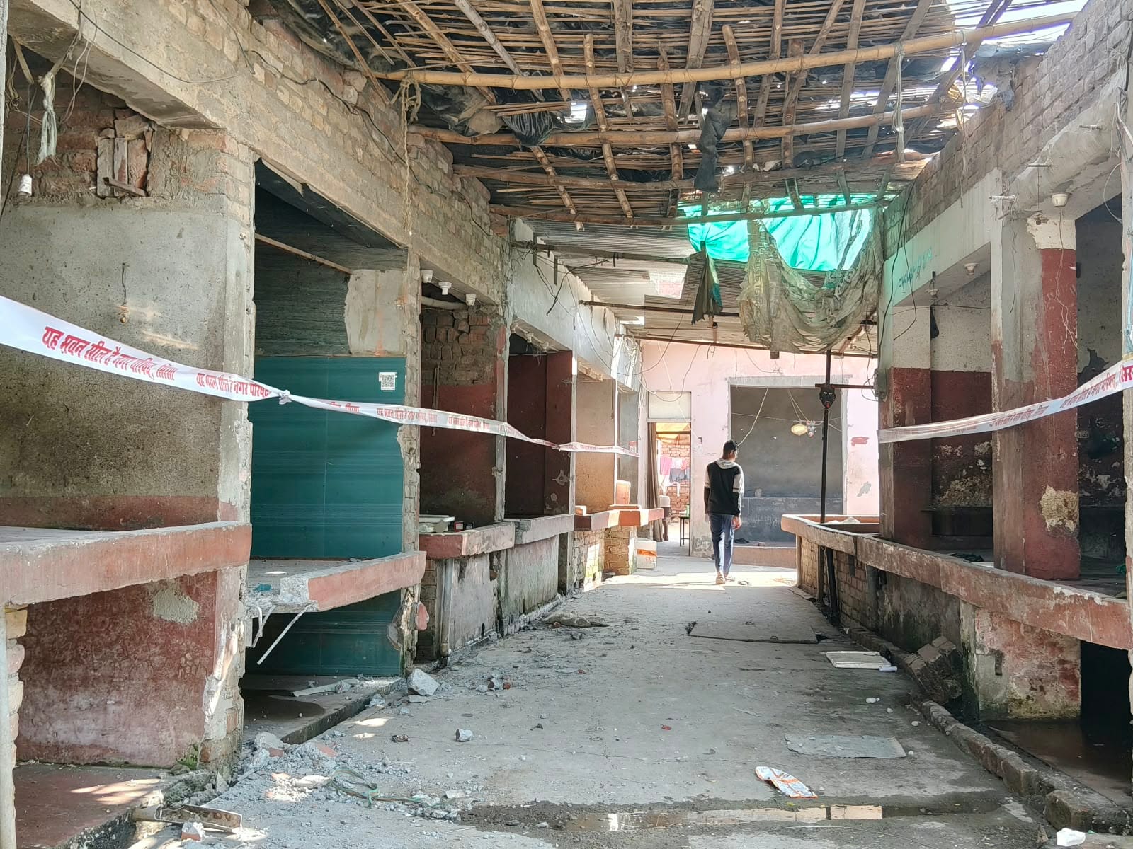 सिरसा। मछली मार्केट को किया गया सील। संवाद