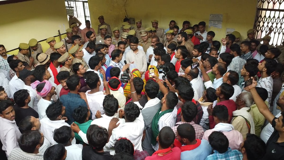 Ballia News: सरयू कटान से गांवों के अस्तित्व पर संकट