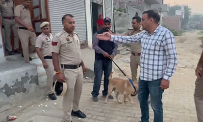 पूंडरी में जांच करती पुलिस की टीमें। प्रवक्ता