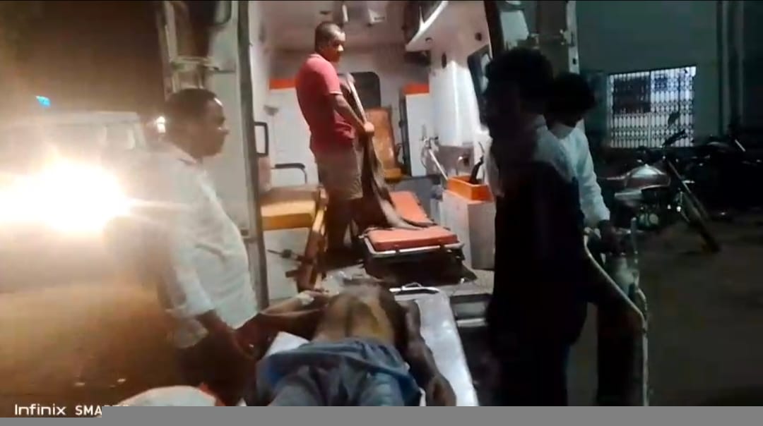 Sidhi: 70-Year-Old Man Drinks Toxic Crop Chemical Mistaking It for Cough Medicine; Rushed to Rewa