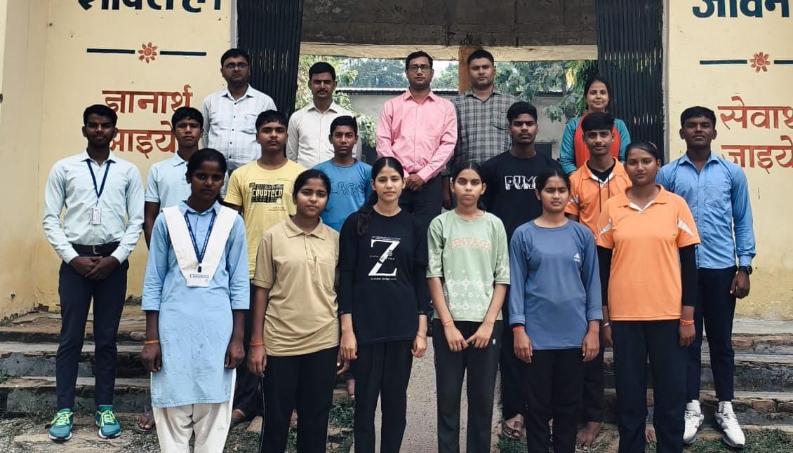 Mirzapur News: नेशनल थांग-ता में दम दिखाएंगे मिर्जापुर के 13 खिलाड़ी