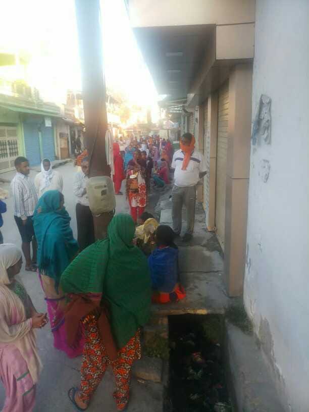 no implementation of social distancing