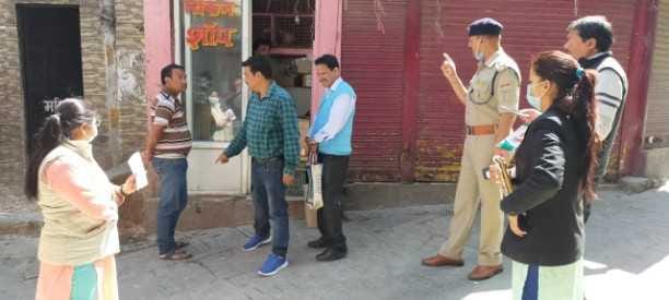 The doors of temples closed, people performed Ashtami Pujan in their homes
