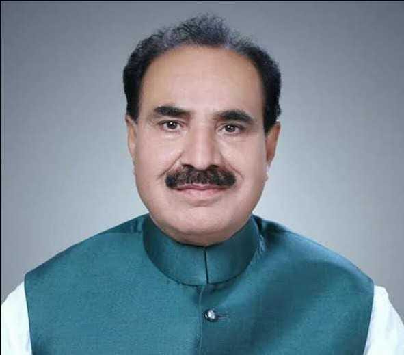 aligarh mayor gives 1.5 crore to district administration for preventive measure