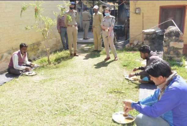 SP made community eateries with police stations