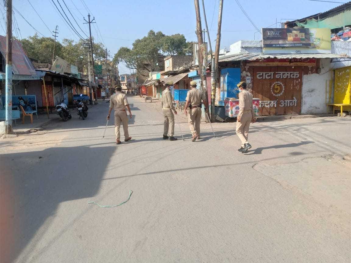 police action in markets of jhansi