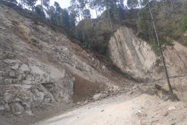 Tanakpur-Pithoragarh NH Blocked