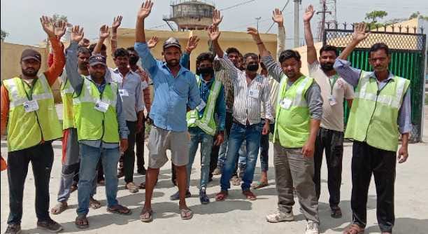 Safai workers sought security,