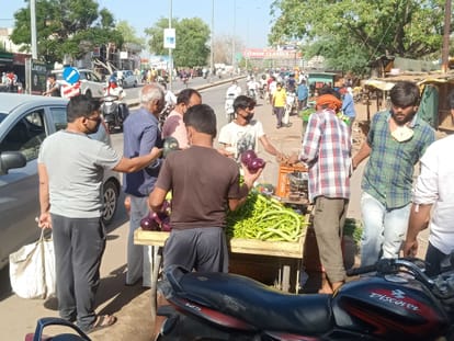 vendors in sipri bazzar